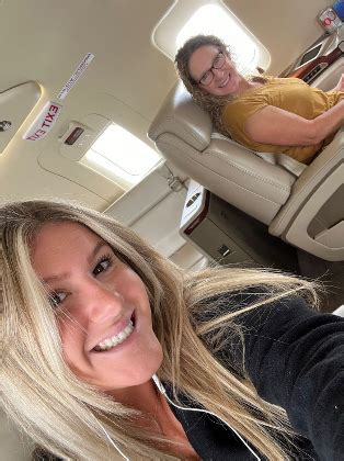 NetJets Office Photos