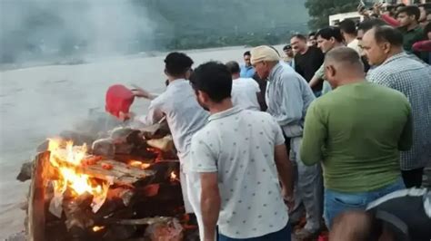 Ankita murder: Last rites held finally, NH 58 blocked in protest