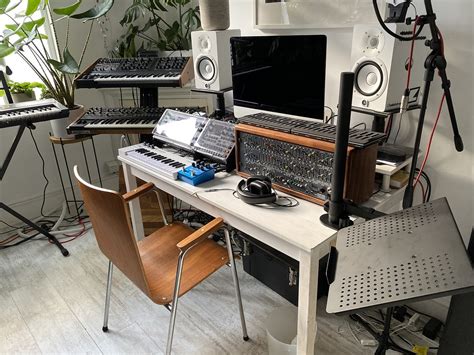 A4 MK2 mounting on desk clamp/laptop arm? - Analog Keys/Four - Elektronauts