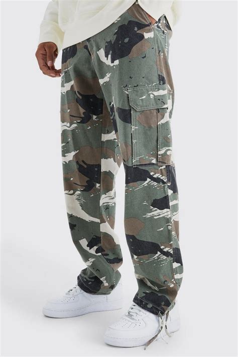 Fixed Waist Relaxed Camo Cargo Trouser | boohoo UK