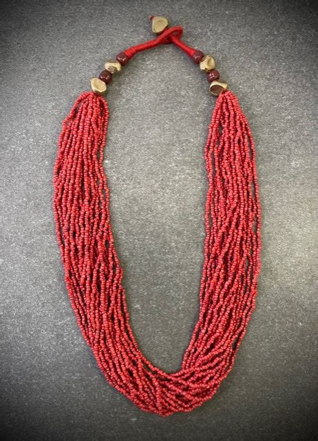 SEED BEAD WITH GOLD ALUMINIUM NUGGET & THREAD NECKLACE – dastakaaristore