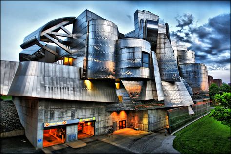 Frank Gehry Buildings - Papirio