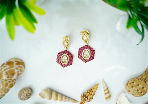 925 Silver Gold Plated Red Paisley Kundan Earrings – Neeta Boochra ...