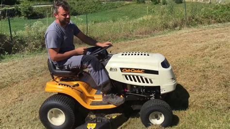 CUB CADET CC513HF   Trattorino tosaerba idrostatico a leva  