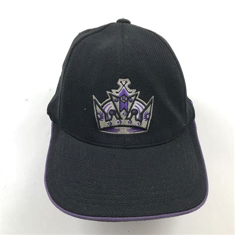 VINTAGE Los Angeles Kings Hat Cap Nike Stretch Black Embroidered NHL ...