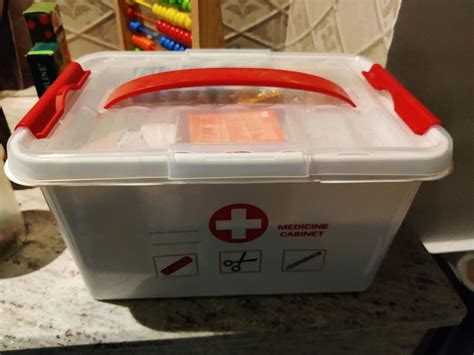 Harivar Mart First Aid Kit Emergency Medicine Storage Box with ...