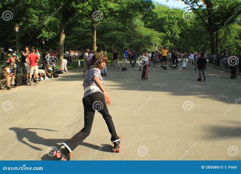 Dance Skaters in Central Park Editorial Image - Image of colors ...