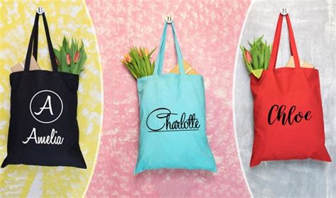 Shopping for a College Girl? 15 Ideal Gifts for Girls of Age 20 Who are ...