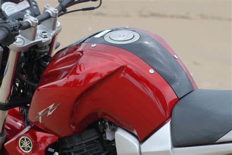 Yamaha FZ16 Price, Mileage, Specs, Reviews | Droom