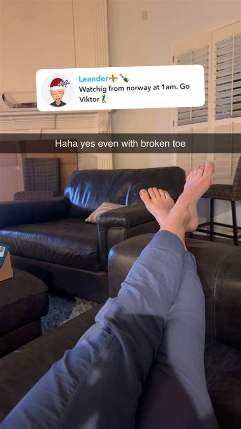 Grace Charis feet | FeetDatabase.com