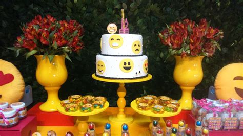 Decoração Festa Emotions Emoji | Engenheiras da Festa | Elo7