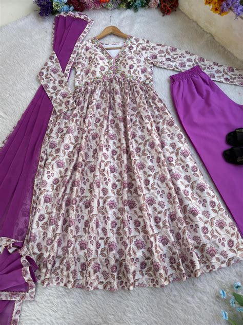 Digital Printed Multi Color Beautiful Hand mand With Chinon Soft Gown ...