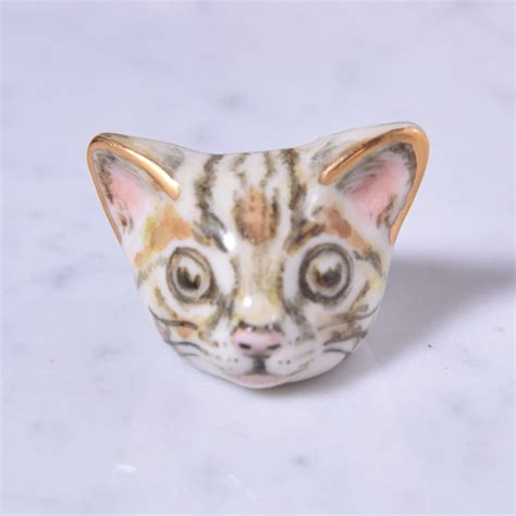 Saber Cat | capigallery
