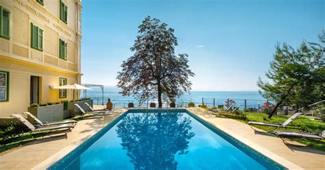 Apartments Belvedere - Liburnia ₹ 11,645. Lovran Hotel Deals & Reviews ...