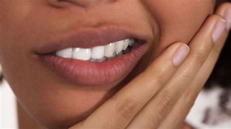 Sore Teeth When You're Ill: The Causes Explained | Glamour UK