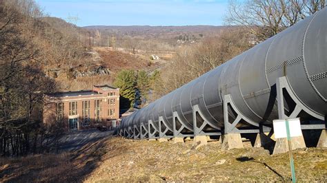 Candlewood Lake is CT’s largest lake and a 100-year-old hydroelectric ...