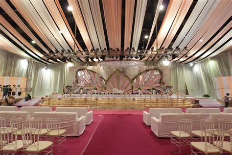 Wedding Venue in Hyderabad — Banquet Halls & Lawns at Leonia Resort