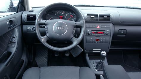 Audi A3 2003 Interieur - Car View Specs