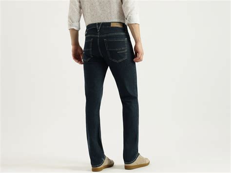 Men Straight Fit Solid Mid Rise Jeans – United Colors of Benetton Store