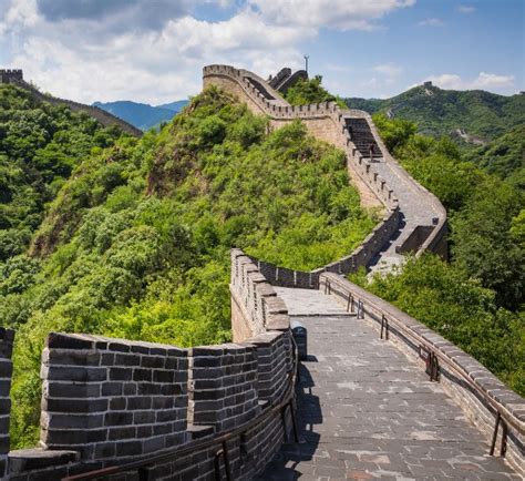 Best China Tours 2025: Top Tours for First & Return Trips