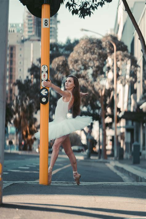 Ballet Pose Challenge 的图像结果