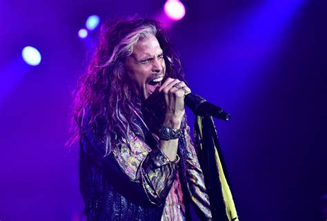 Steven Tyler Net Worth - Wiki, Age, Weight and Height, Relationships ...