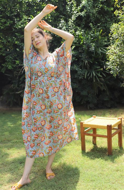 Get Affordable Kaftan Dress for Women & Girls Online – Papayawhims