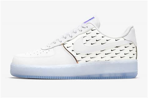NIKE AIR FORCE1 07 PRM 27cm