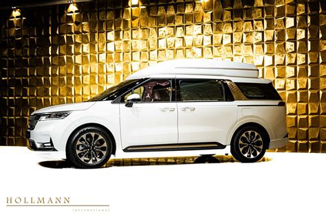Luxury Redefined: Kia Carnival Hi-Limousine & Minivan Evolution - DAX ...