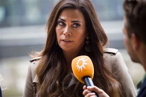 Híerom is Dirk Kuijt zo boos... - Weekblad Party