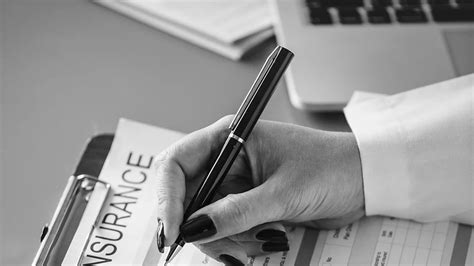 Insurance Term Meaning in Real Estate - Guide - Dwello