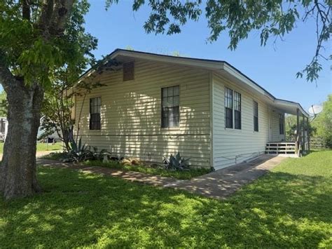 212 Pr 1020, Lockhart, TX 78644 | Homes.com