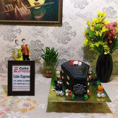 Coffin Shaped Fondant Cake Delivery in Delhi NCR - ₹4,499.00 : Cake Express