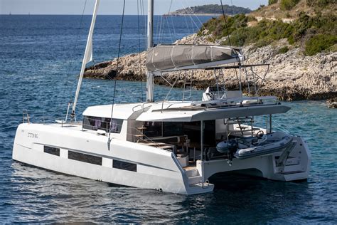 Dufour 48 Catamaran - Siente el Mar - Marina Estrella Charter