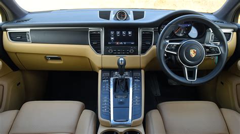 Porsche Macan 2016 R4 Compare Car Photos - Overdrive