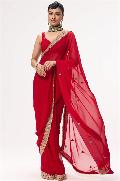 Swtantra - Bold & Elegant Sarees, Blouses & Ethnic Accessories