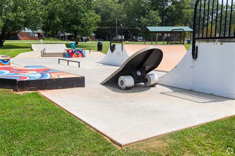 Rocky Creek Elementary School in Hampton, GA - Homes.com