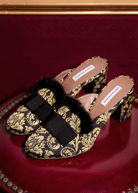 Tabitha Simmons Anya