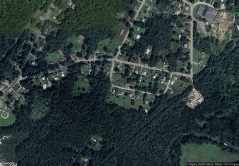 39 Ruggles St, Wheelwright, MA 01094 | Homes.com