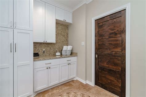 Interior Remodeling | Cabinets Matttroy