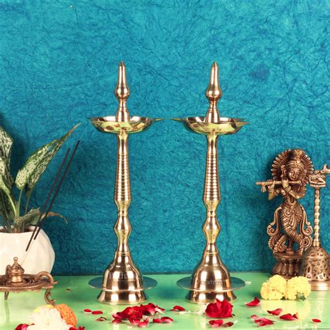 Buy Brass Handcrafted Kerala Kuthu Vilakku with Carvings | Fine Quality ...