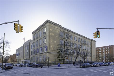 About Allerton | Schools, Demographics, Things to Do - Homes.com