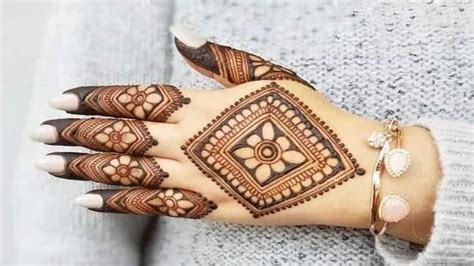 Stunning Mandala Mehndi Design Ideas for Weddings & Festivals