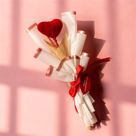 Buy Crochet Flowers & Bouquets Online | The Zappy Box