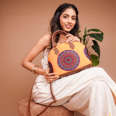 Traditional Mandala Art Handbag cum Sling Bag – Sabhyata Store