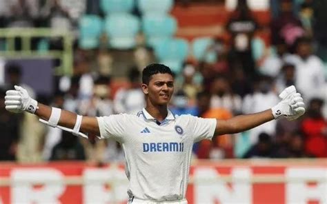 Yashasvi Jaiswal breaks into top 10 in ICC rankings for Test batters