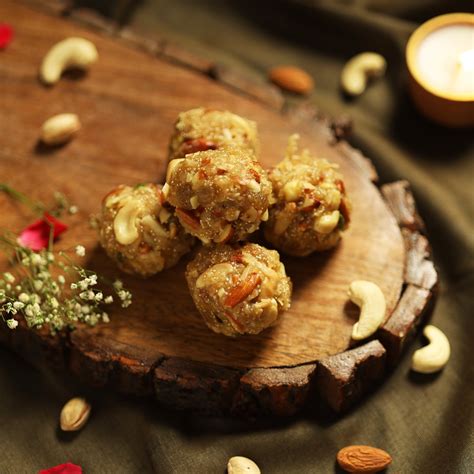 Buy Dry Fruits Laddu l Online at iTokri.com – iTokri आई.टोकरी