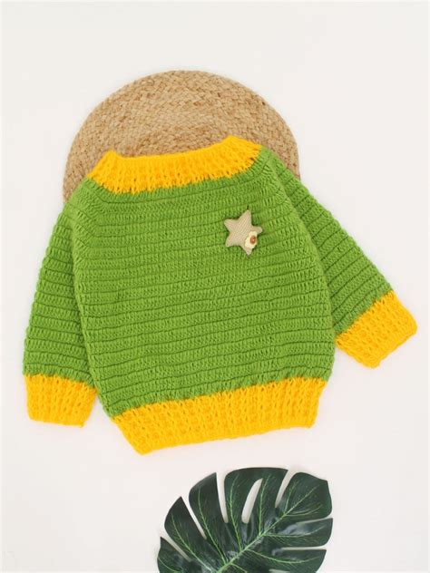 Woonie Handmade Full Sleeves Crochet Star Applique Sweater-Green