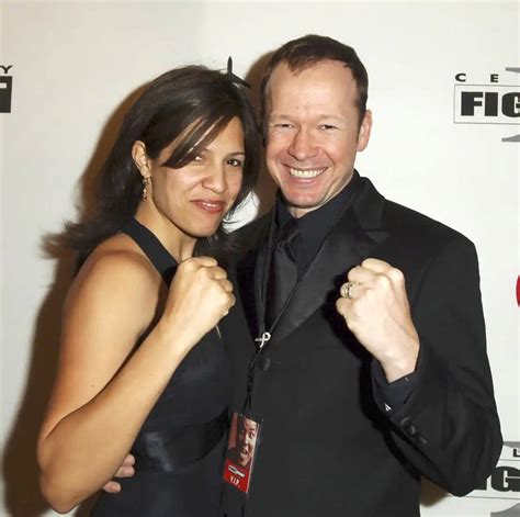 Blue - Donnie Wahlberg Returns as Danny Reagan in Exciting Blue Bloods ...