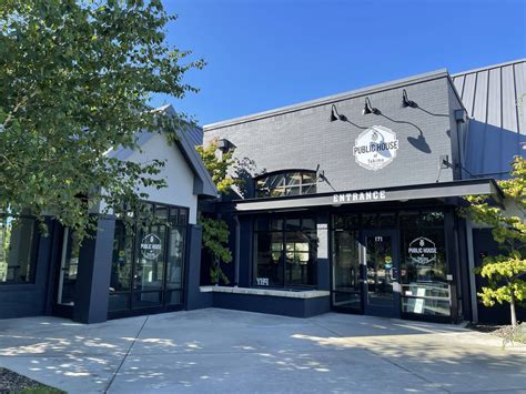 Public House East - Public House of Yakima